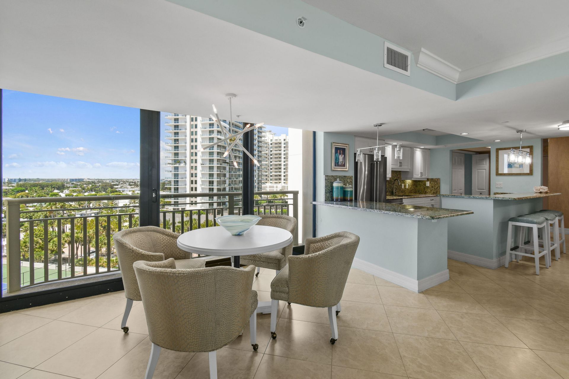 3000 N Ocean Drive, Unit 9h, Singer Island, FL 33404 Photo