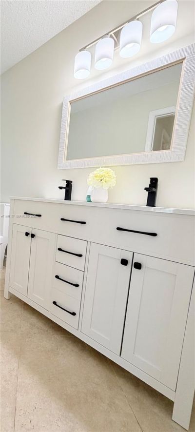 8581 NW 17th St , Plantation, FL 33322 Photo