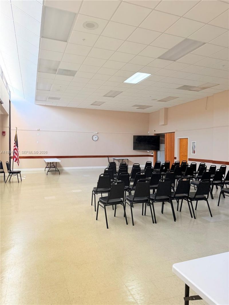 8581 NW 17th St, Plantation, FL 33322 Photo