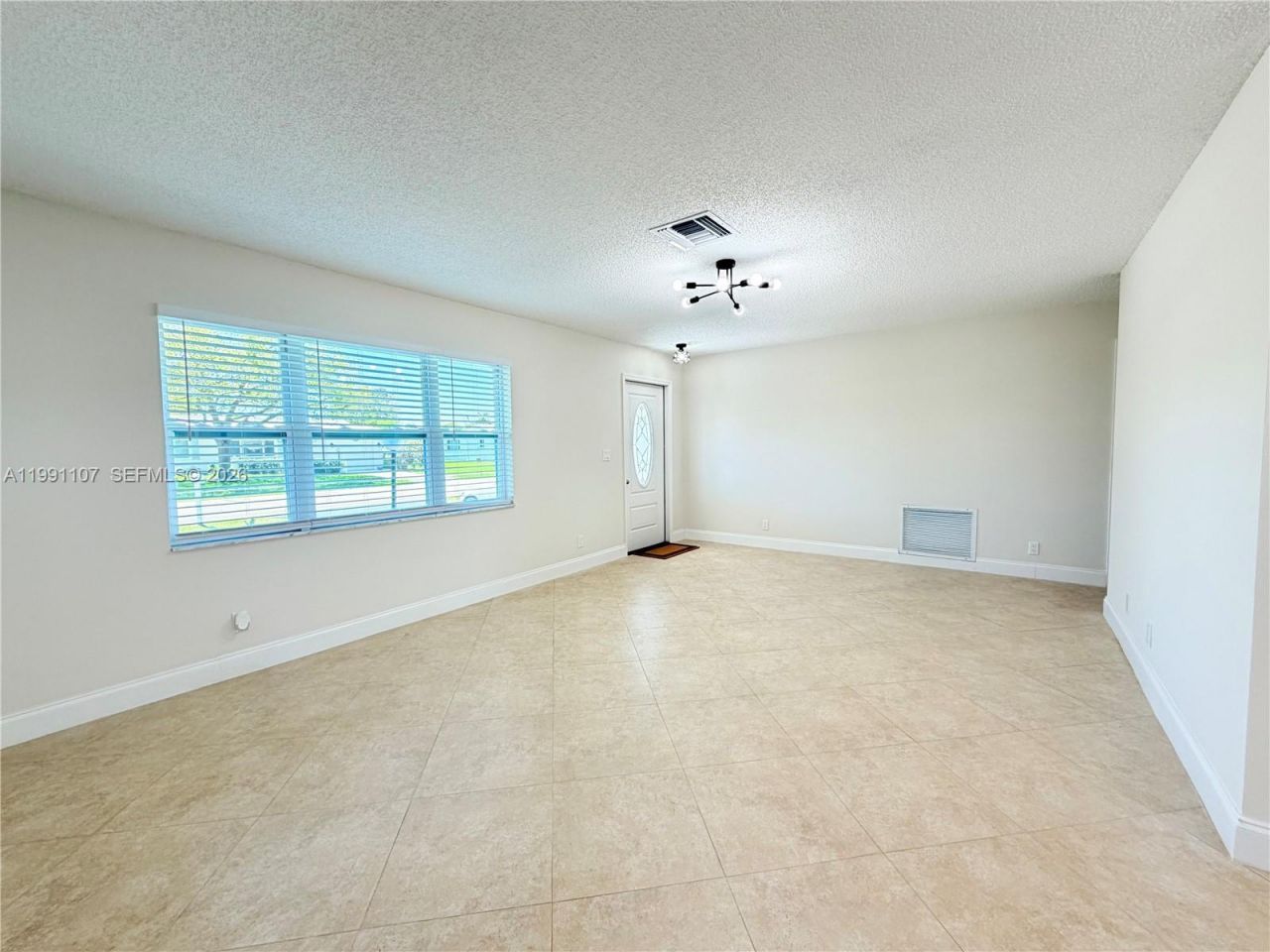 8581 NW 17th St, Plantation, FL 33322 Photo
