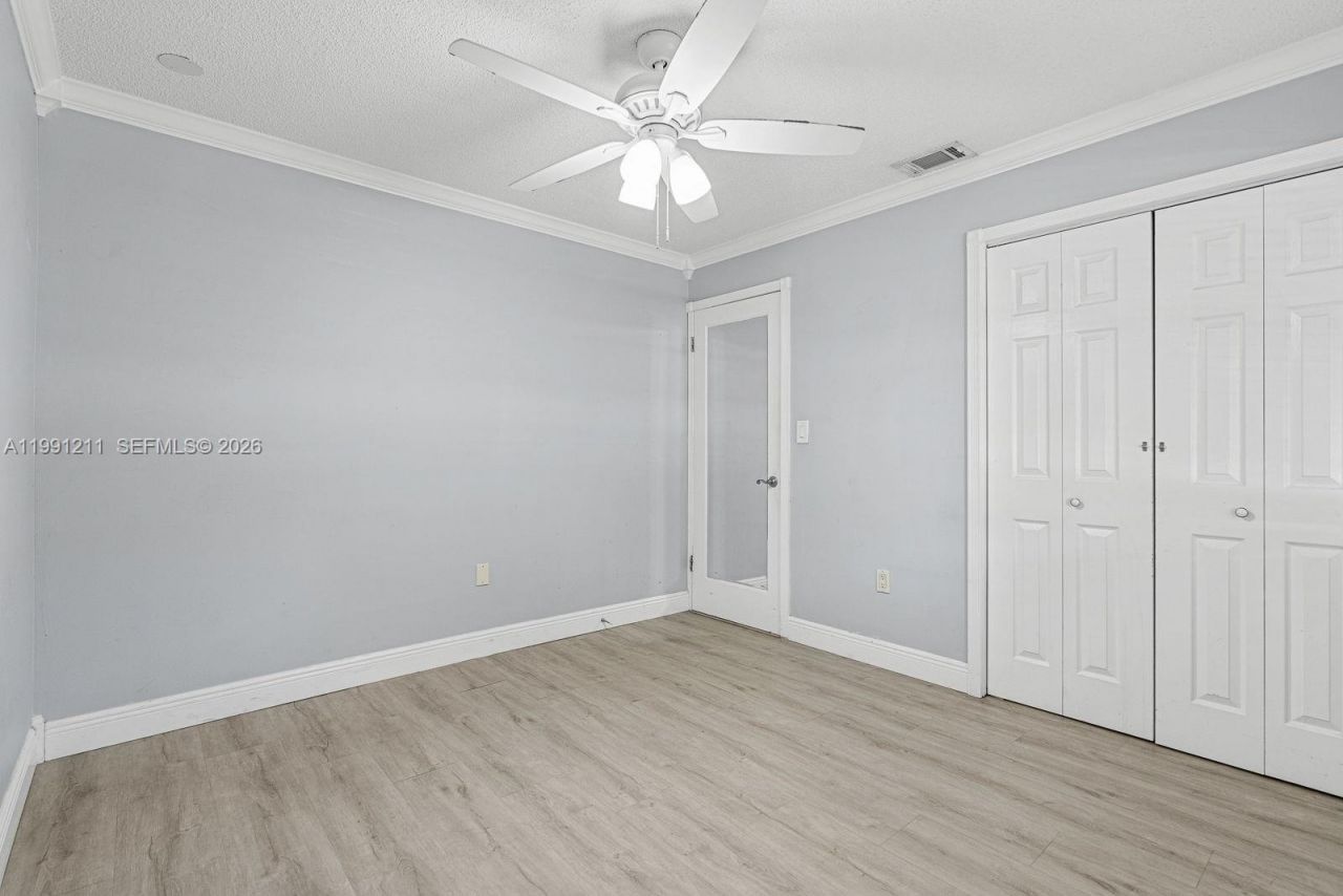 6854 NW 173rd Dr, Unit 210, Hialeah, FL 33015 Photo