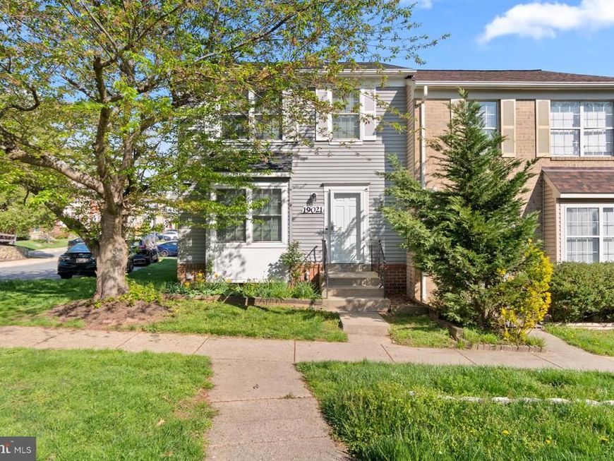 19021 Grotto Lane, Germantown, MD 20874 Main Photo
