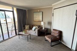 6900 Ocean Blvd. N  photo 4