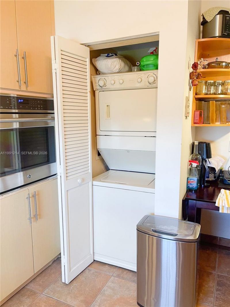 9008 Collins Ave, Unit 402, Surfside, FL 33154 Photo