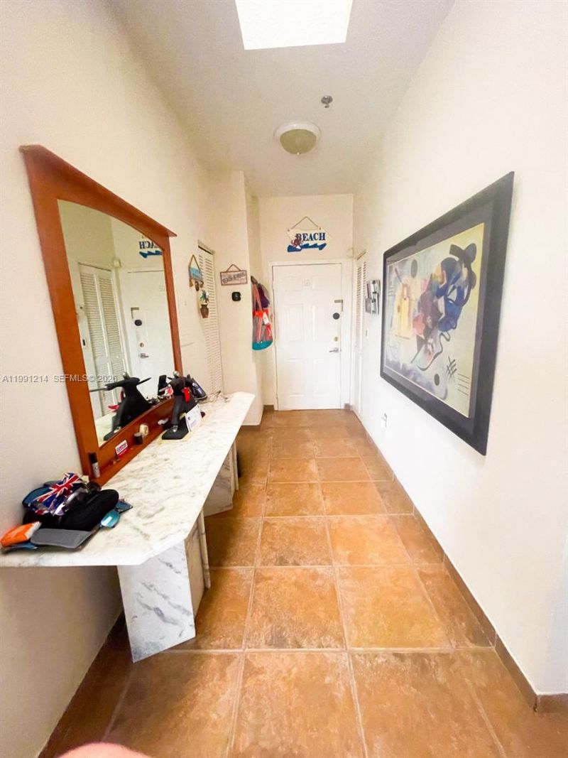 9008 Collins Ave, Unit 402, Surfside, FL 33154 Photo