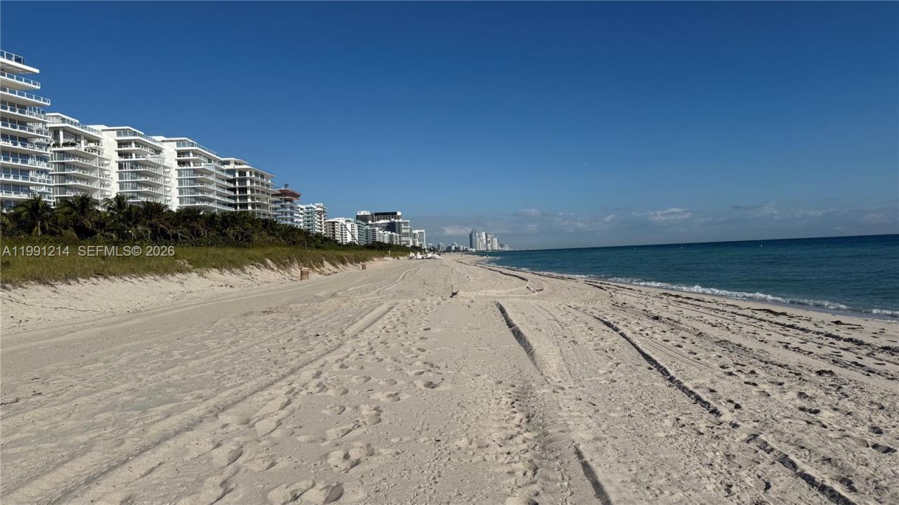 9008 Collins Ave, Unit 402, Surfside, FL 33154 Photo