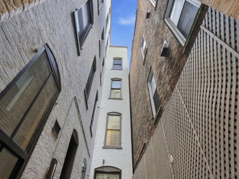 813 Broadway Street, Cincinnati, OH 45202 Photo 5