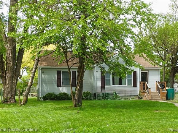 44 Chaney Street, Van Buren Twp, MI 48111