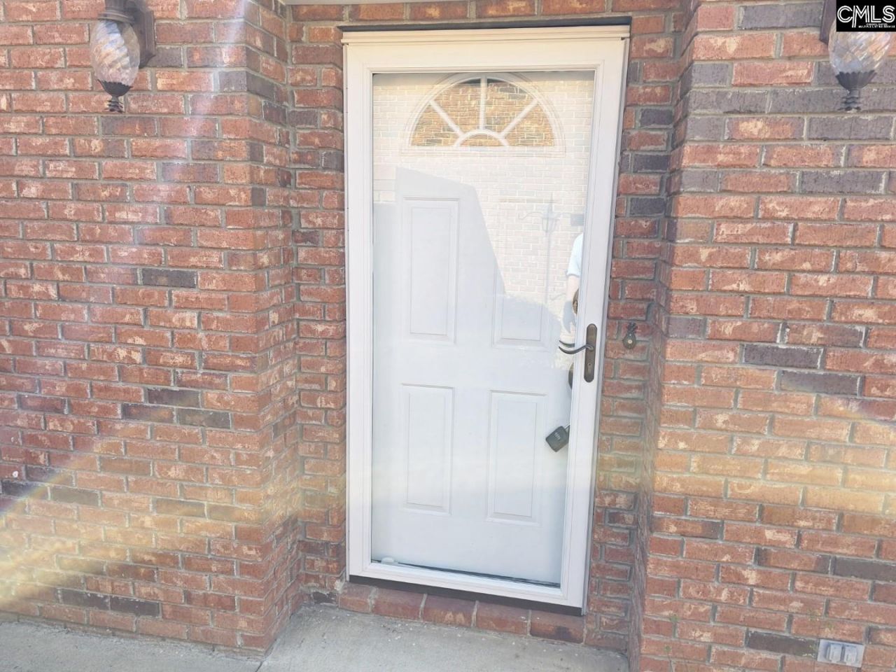 223 Pinnacle Drive  Photo 4