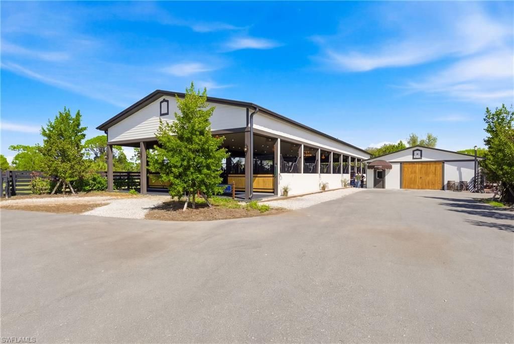 21571 N River Rd , Alva, FL 33920 Photo