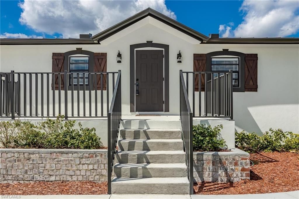 21571 N River Rd , Alva, FL 33920 Photo