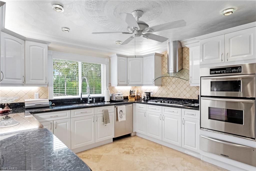 21571 N River Rd , Alva, FL 33920 Photo