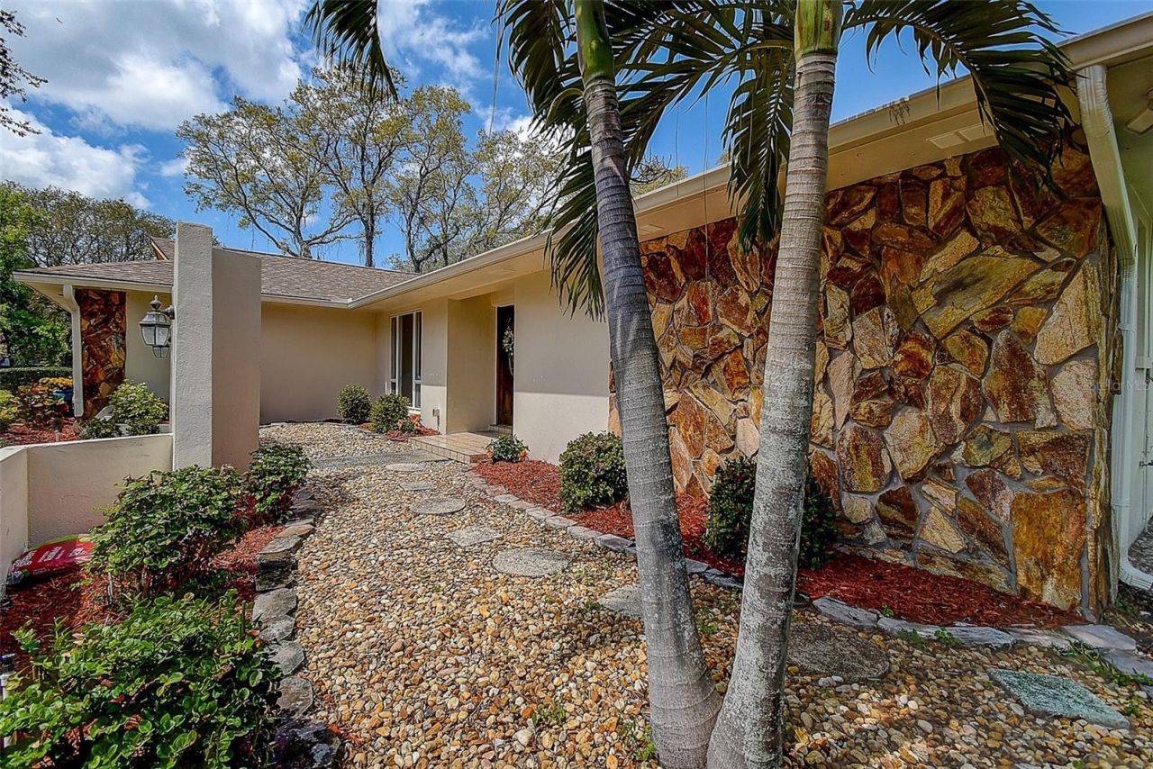 2840 Pheasant Run, Clearwater, FL 33759 Photo