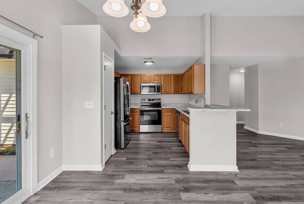 4809 Brookside Ln.  Photo 10