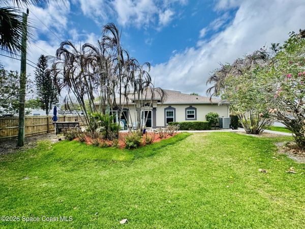 101 Majestic Bay Avenue, Cape Canaveral, FL 32920