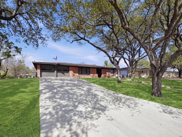 219 Sunnycrest, San Antonio, TX 78228