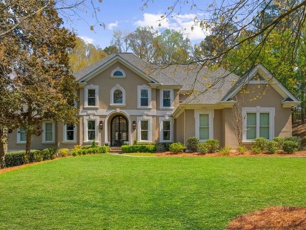 115 Valley Summit Court, Roswell, GA 30075