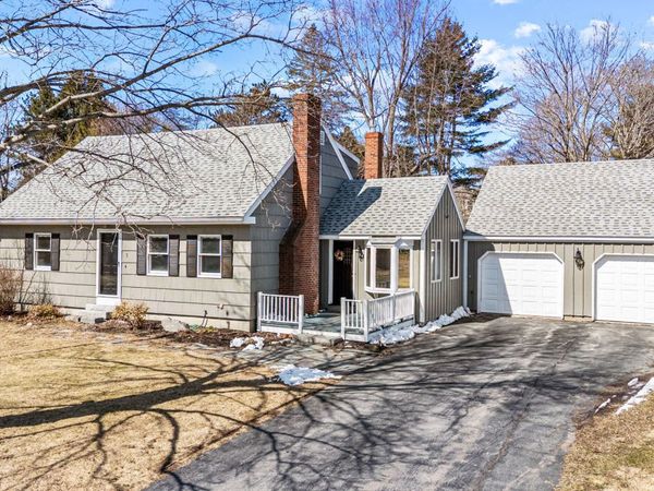 3 Willow Lane, Cumberland, ME 04021
