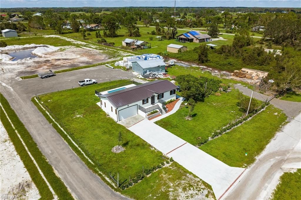 17701 Pronghorn St , Alva, FL 33920 Photo