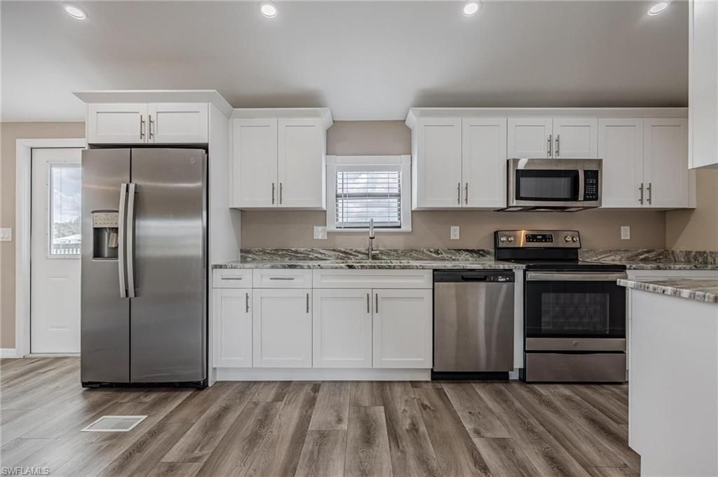 17701 Pronghorn St , Alva, FL 33920 Photo