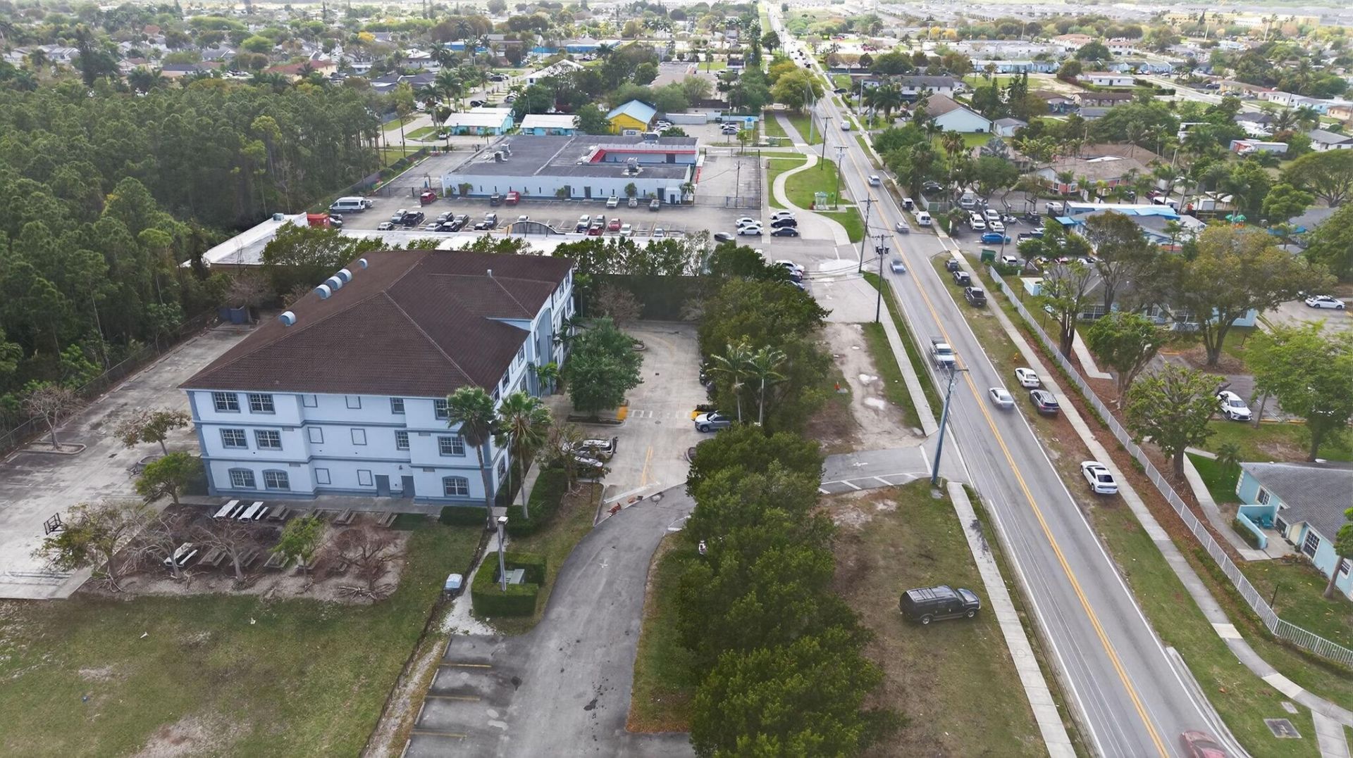 713 W Palm Drive, Florida City, FL 00000 Photo