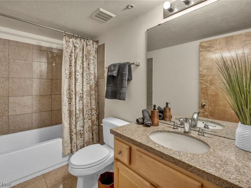 2222 Detroit Avenue, Unit 603, Cleveland, OH 44113 Photo 16