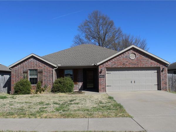 709 Olivia Lane , Centerton, AR 72719