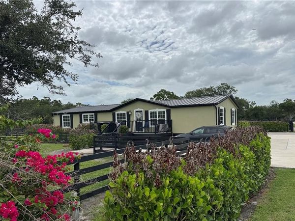 17700 Pronghorn ST, ALVA, FL 33920