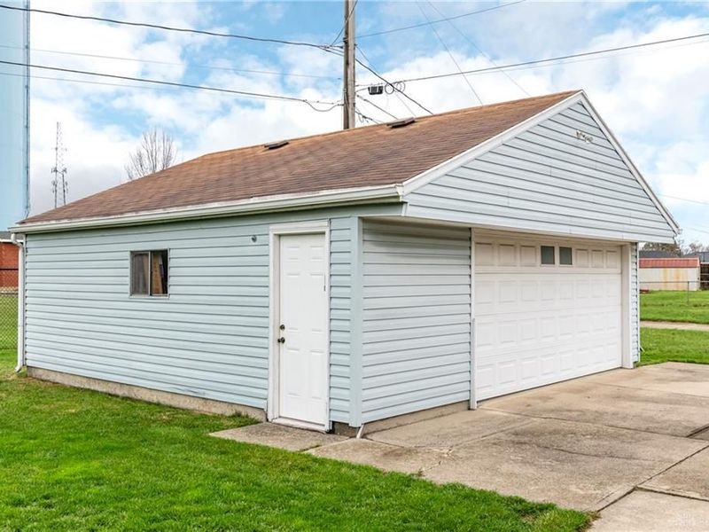 6501 Stonehurst Drive, Huber Heights, OH 45424 Photo 31