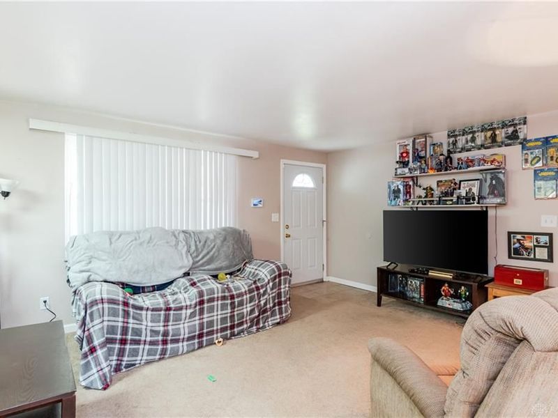 6501 Stonehurst Drive, Huber Heights, OH 45424 Photo 8