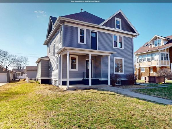 107 S LENA ST, Holstein, IA 51025
