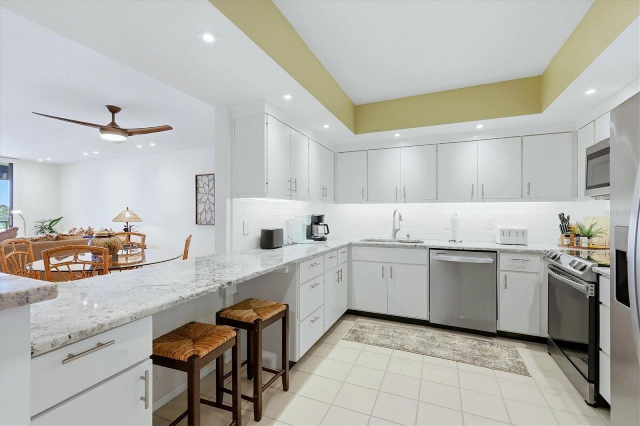 1955 Gulf Of Mexico Dr, Unit G6-311, Longboat Key, FL 34228 Photo