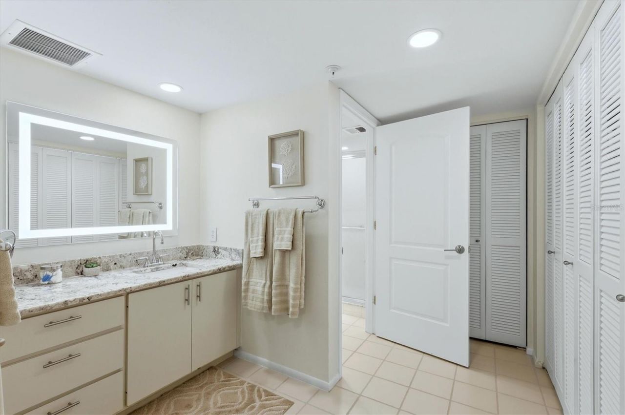 1955 Gulf Of Mexico Dr, Unit G6-311, Longboat Key, FL 34228 Photo