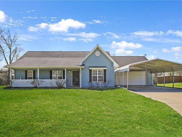 3304 Hughes Avenue, Parsons, KS 67357