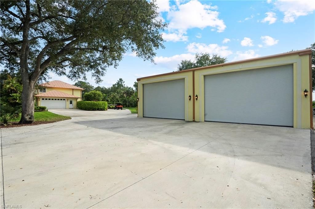 21531 N River Rd , Alva, FL 33920 Photo