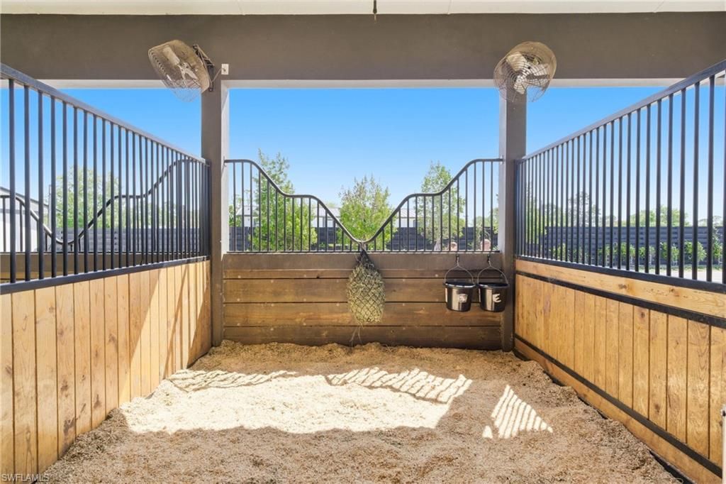 21531 N River Rd , Alva, FL 33920 Photo