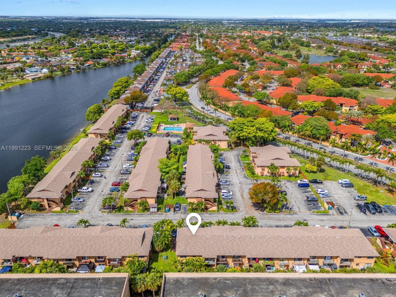 6854 NW 173rd Dr, Unit 210, Hialeah, FL 33015 Photo