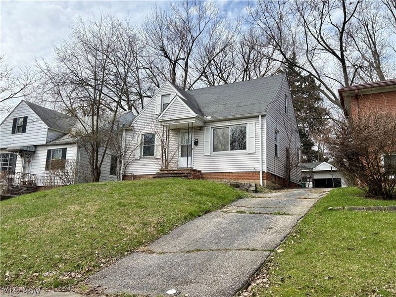20803 Kenyon, Maple Heights, OH 44137 Photo 3