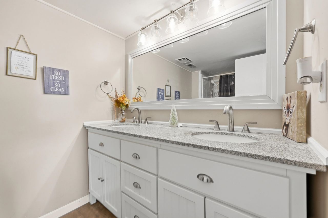 7600 Ocean Blvd. N Photo 24