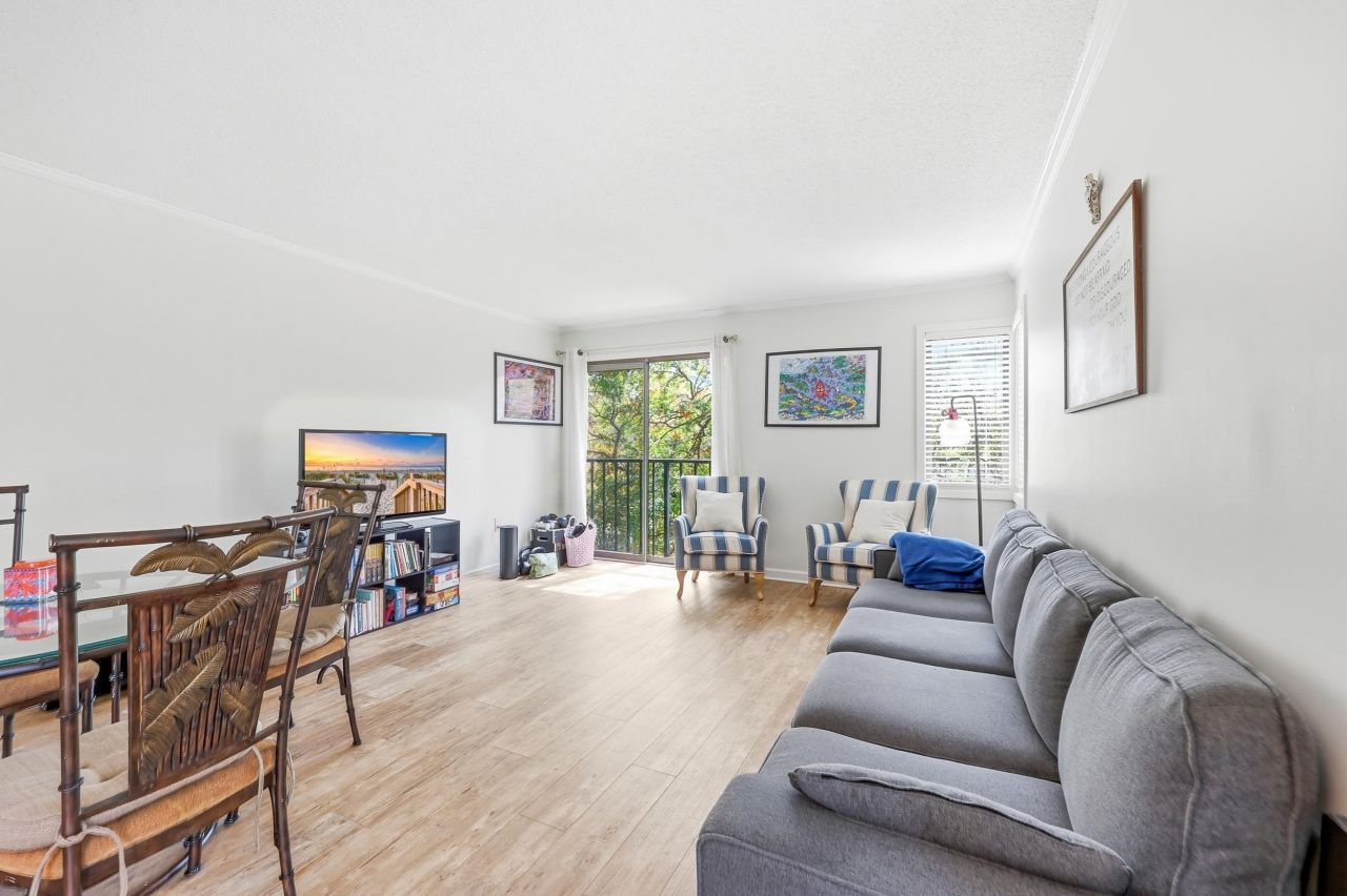 7600 Ocean Blvd. N Photo 5