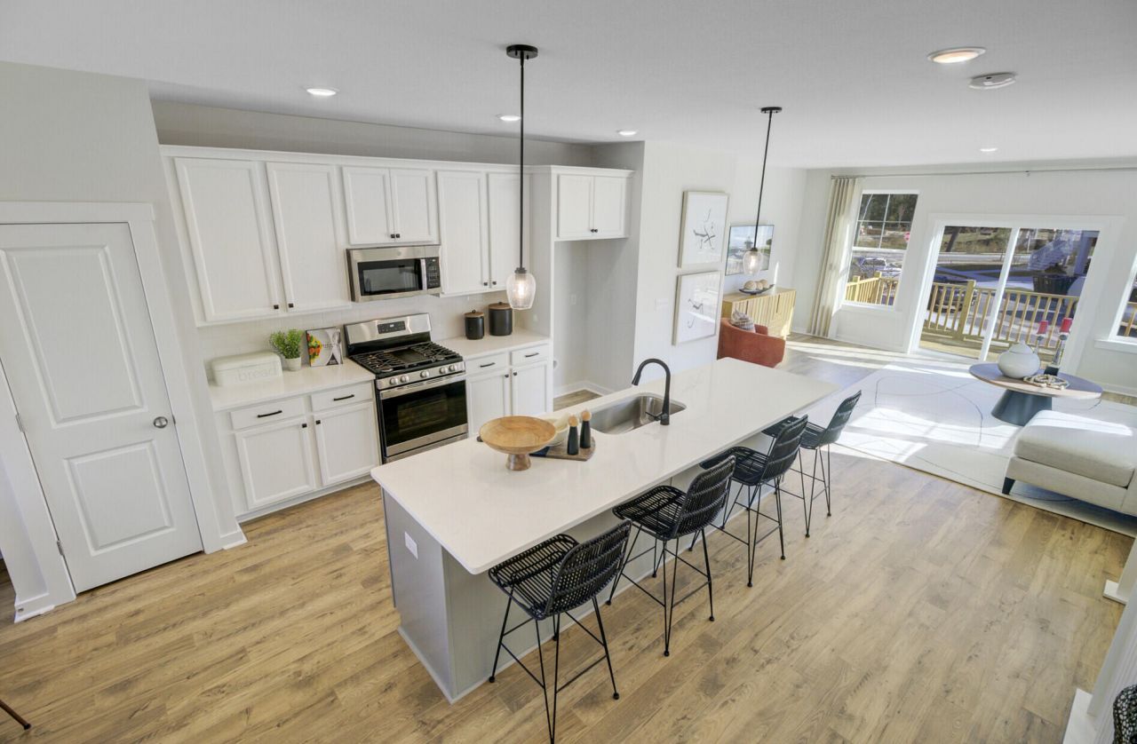 465 Caledon Court Photo 17