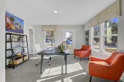 465 Caledon Court photo 4