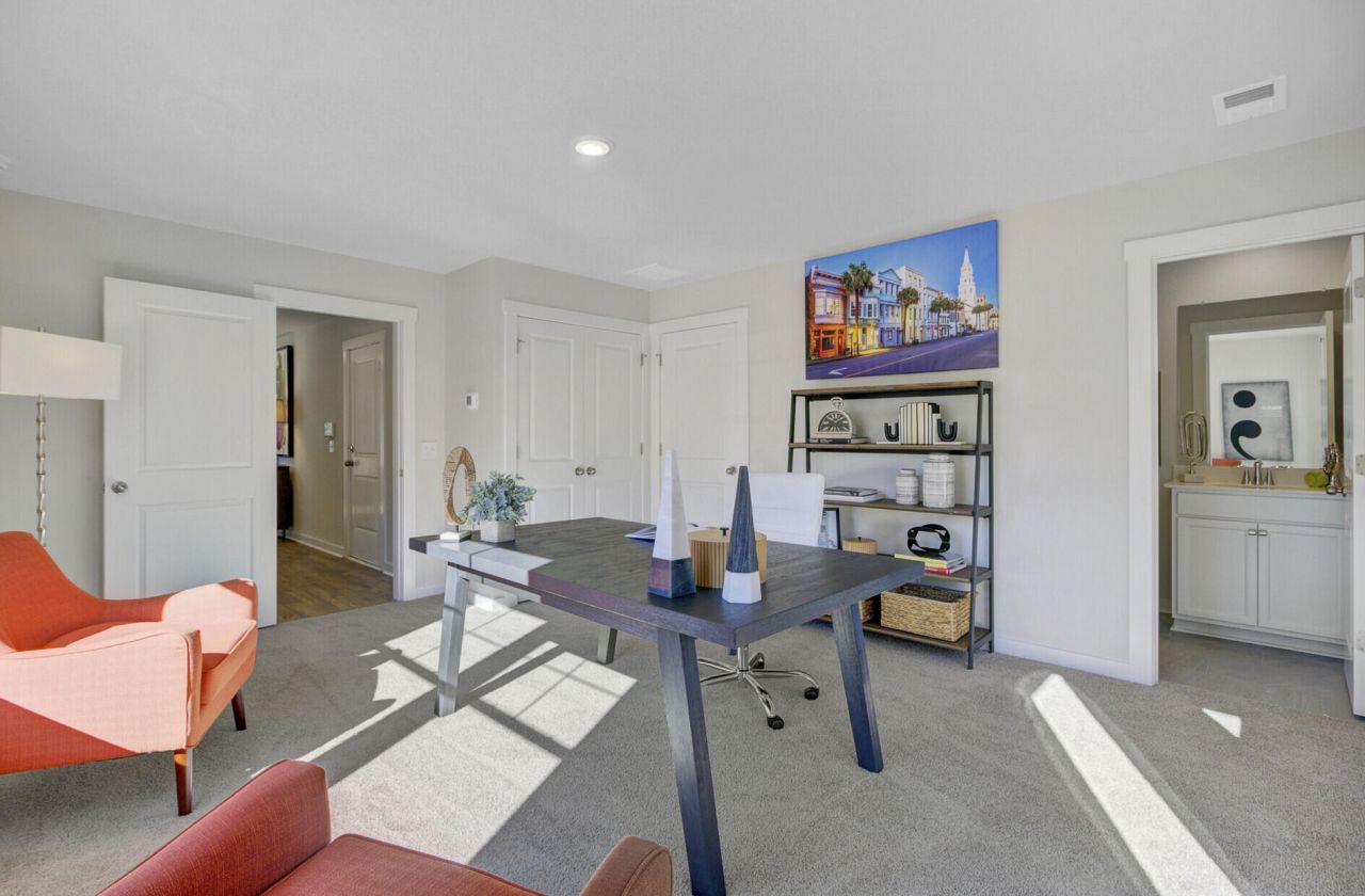 465 Caledon Court Photo 8