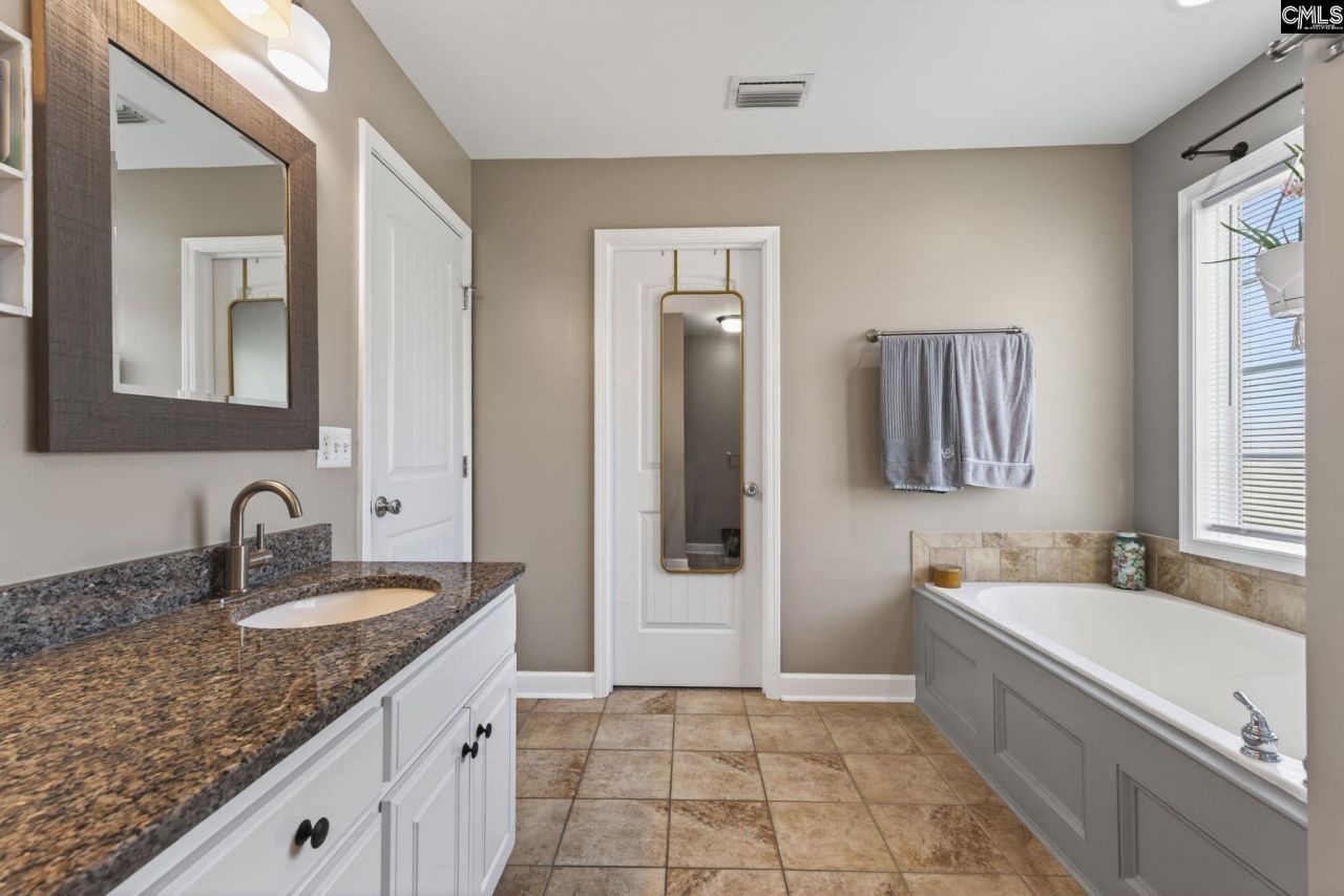 133 Southern Oak Drive Photo 29