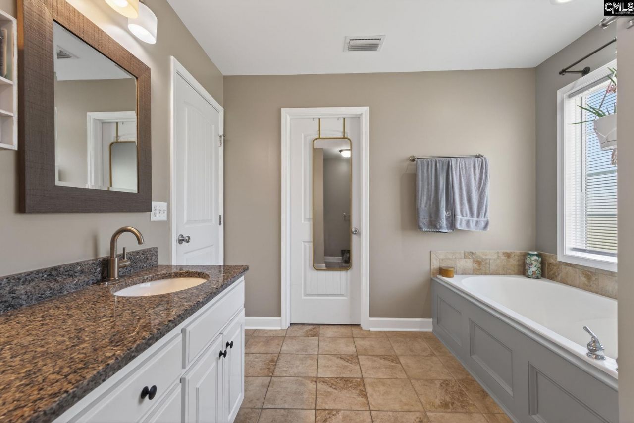 133 Southern Oak Drive Photo 30