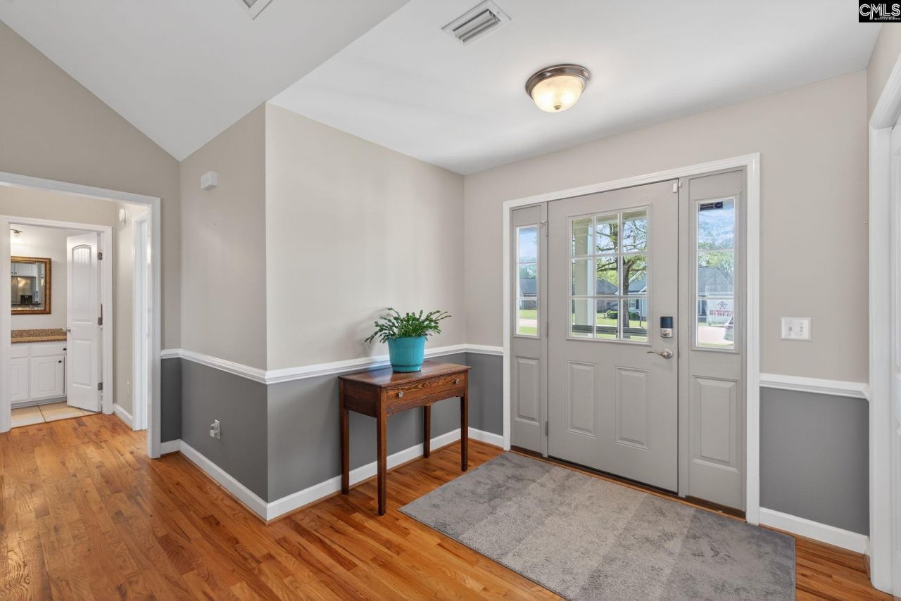 133 Southern Oak Drive Photo 6