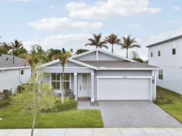 11909 SW Lyra Drive, Port St. Lucie, FL 34987
