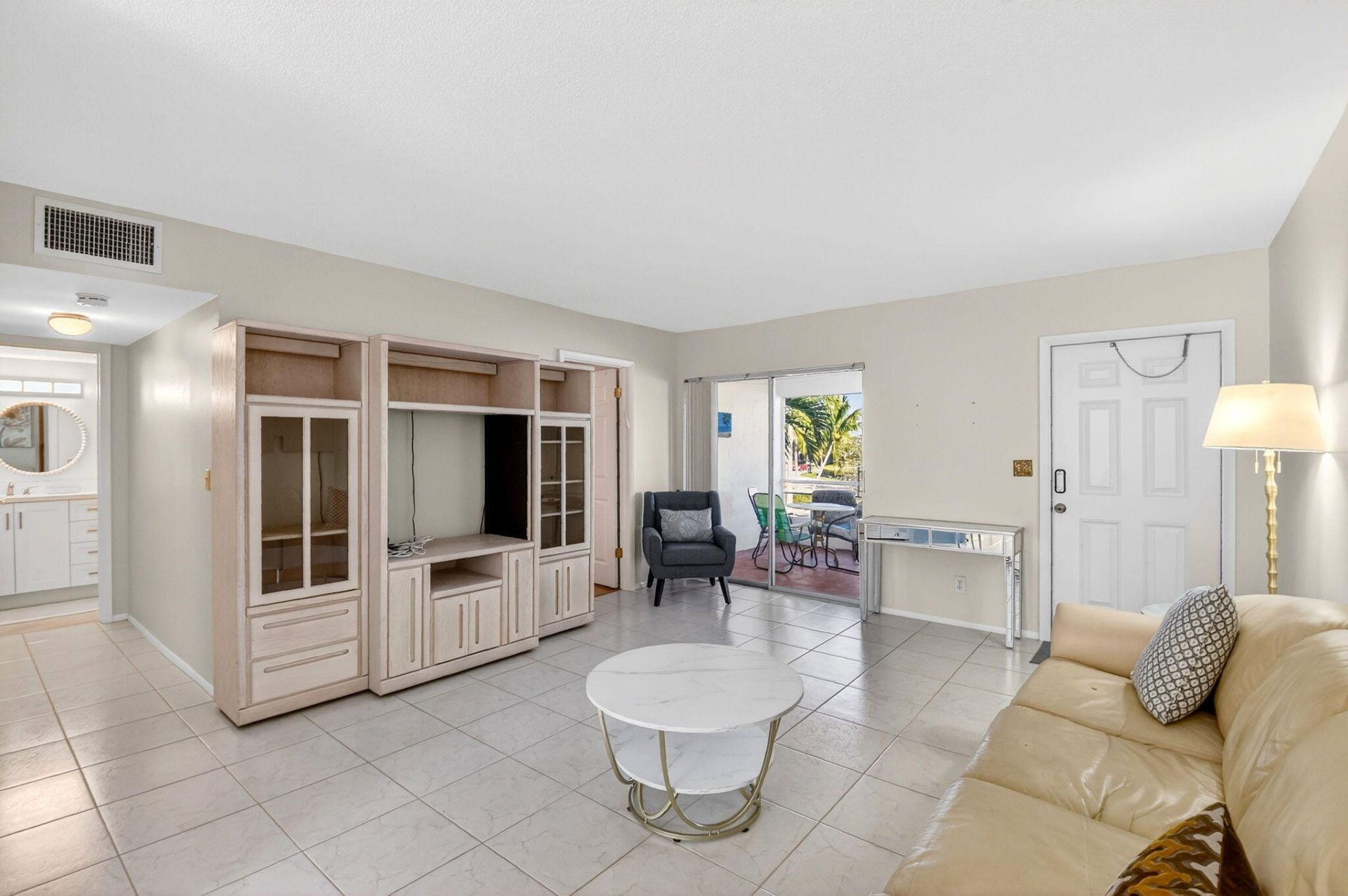 94 Stratford G, West Palm Beach, FL 33417 Photo