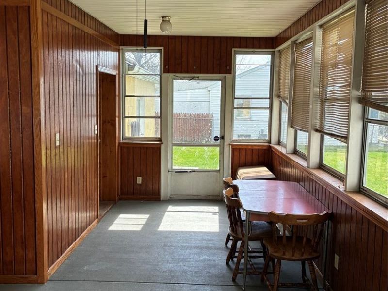 331 Wood Avenue, Niles, OH 44446 Photo 2