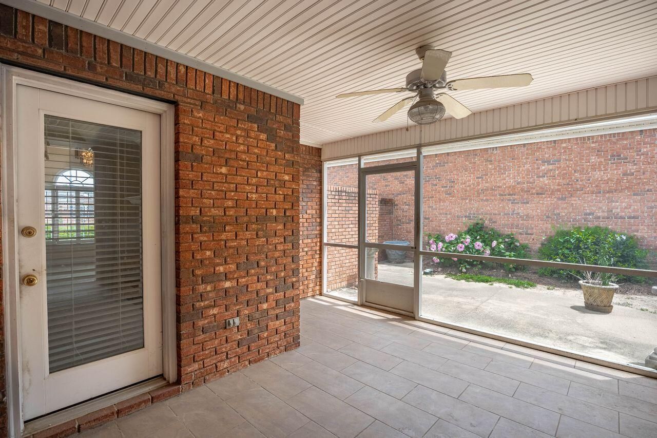 223 Pinnacle Drive Photo 33